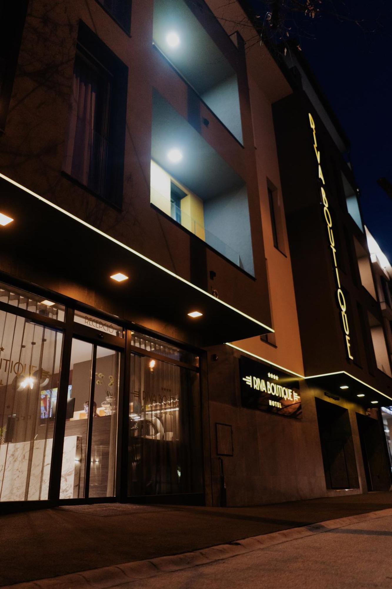 Riva Boutique Hotel Szeged Bagian luar foto