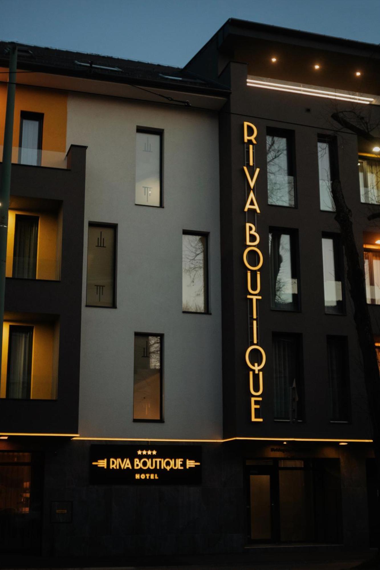 Riva Boutique Hotel Szeged Bagian luar foto