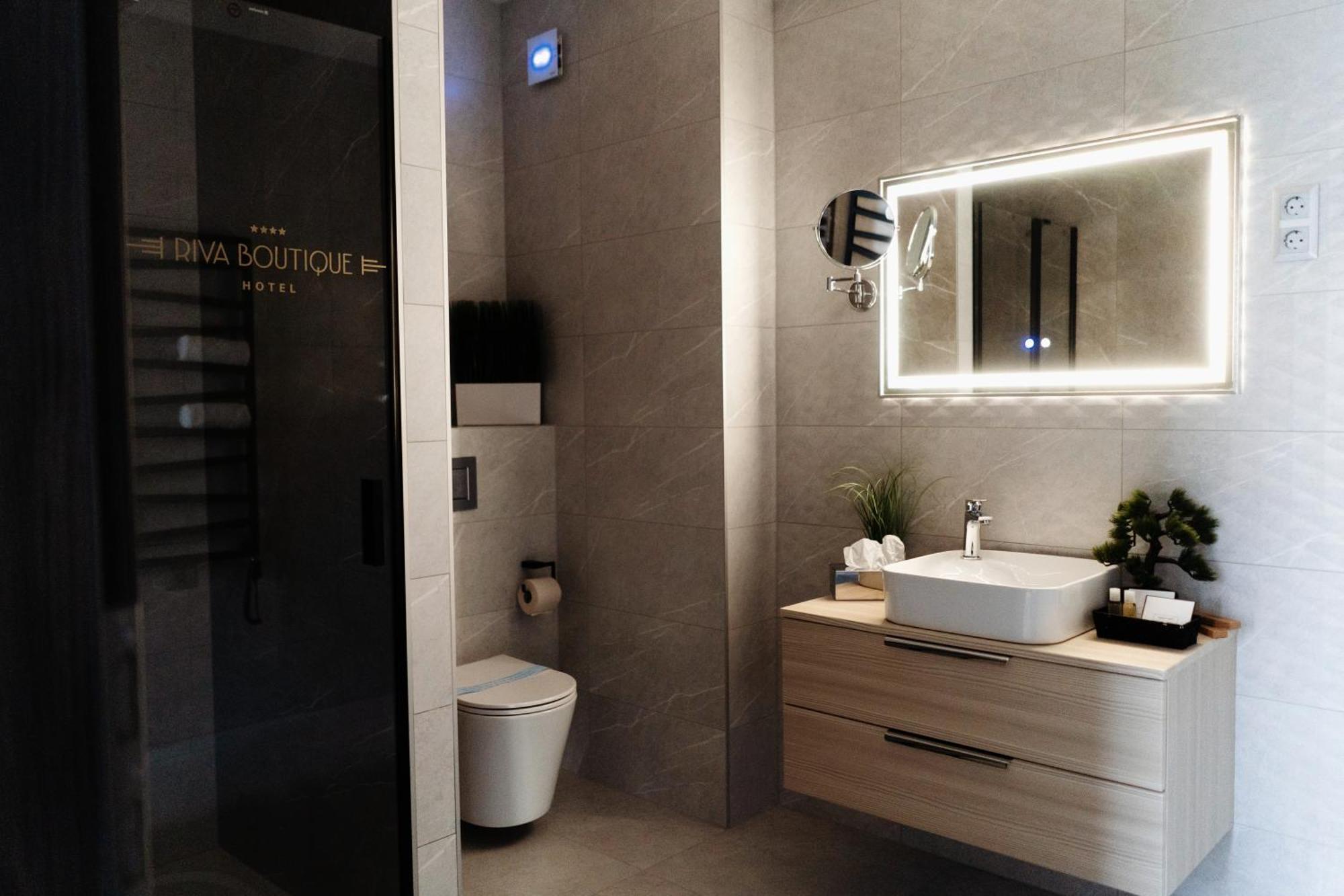 Riva Boutique Hotel Szeged Bagian luar foto