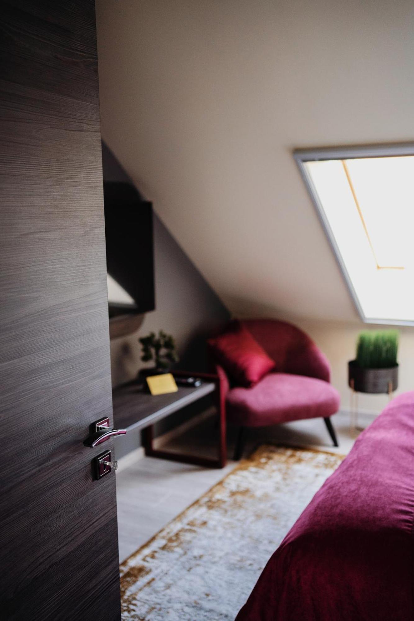 Riva Boutique Hotel Szeged Bagian luar foto