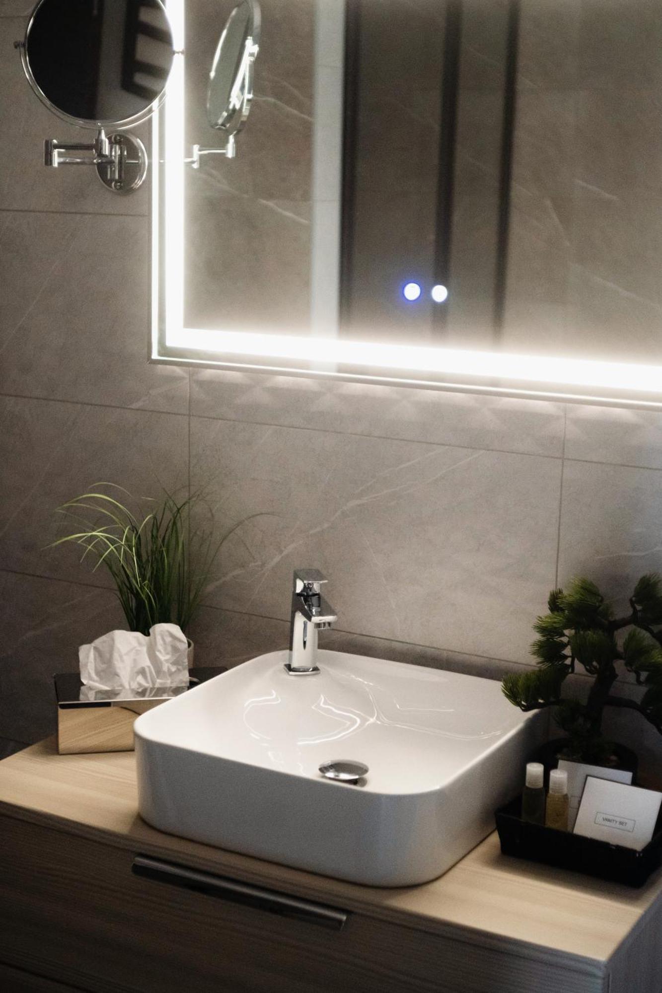 Riva Boutique Hotel Szeged Bagian luar foto