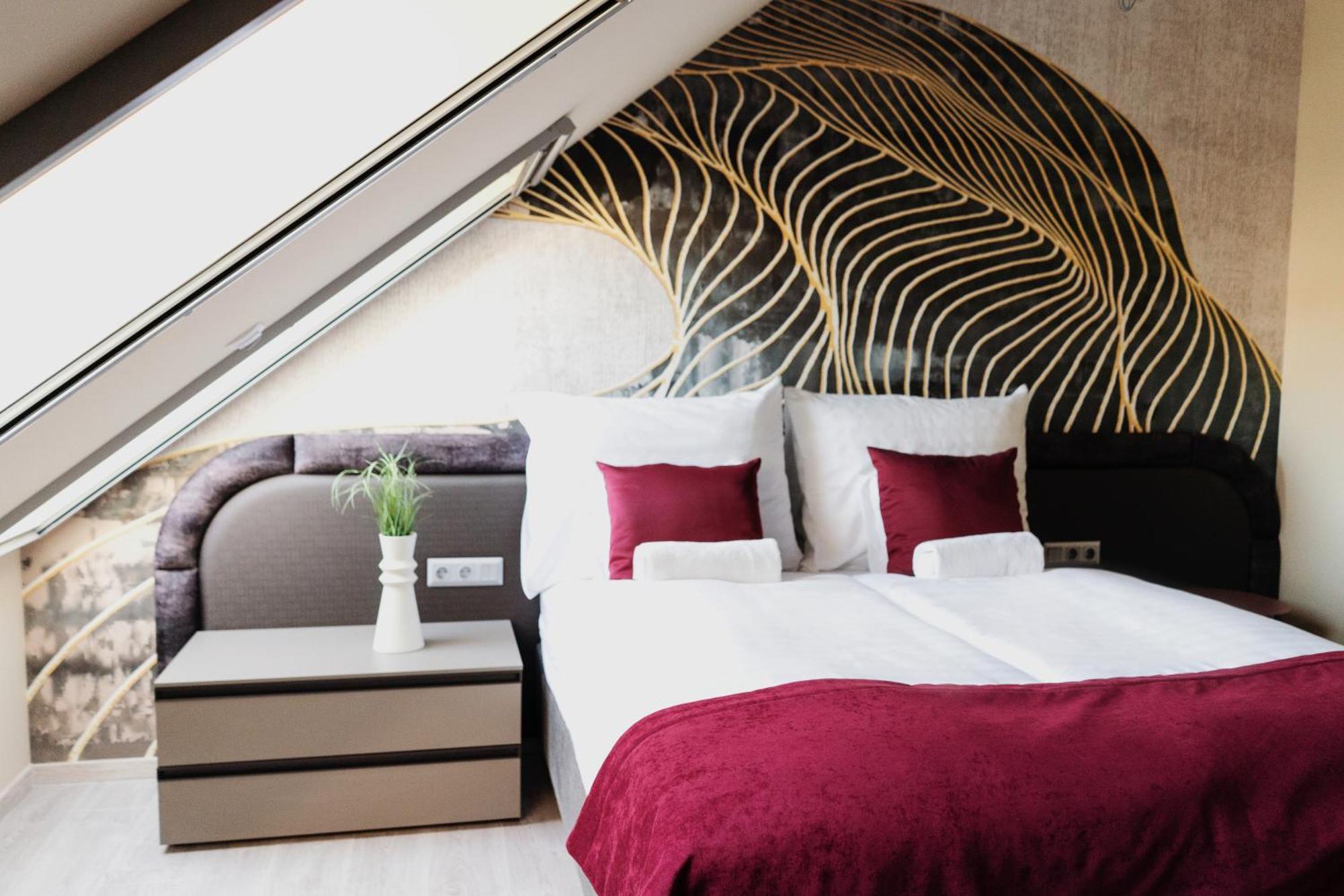 Riva Boutique Hotel Szeged Bagian luar foto